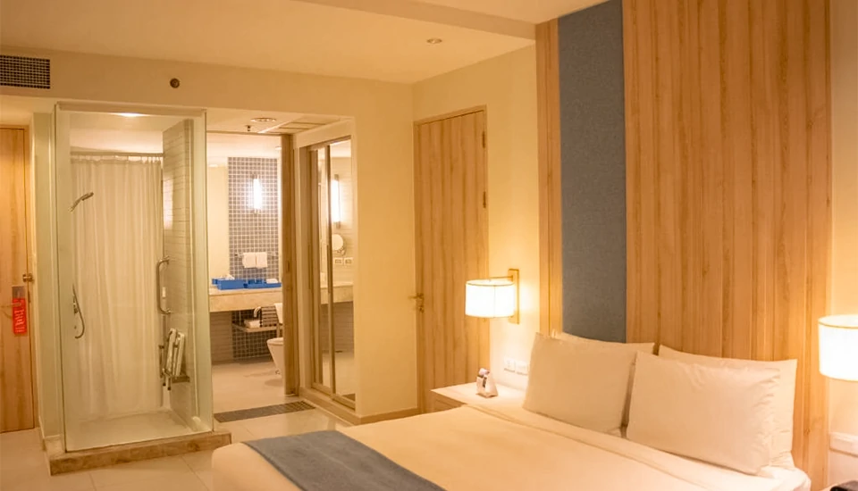 هتل هالیدی این پاتایا